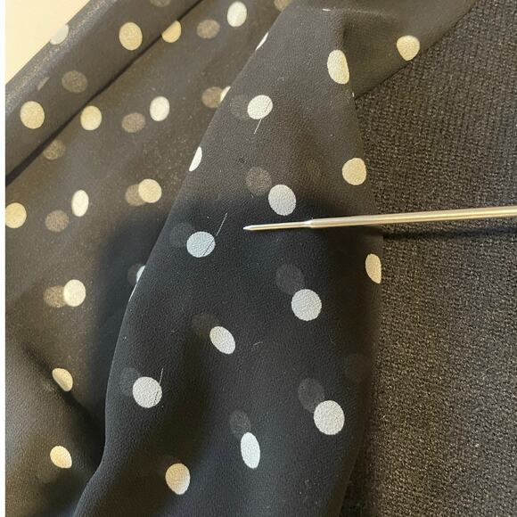 Nanette Lepore Mock Neck Sweater Sz L Polka Dot Sleeves Black White Shabby Chic - Picture 9 of 10